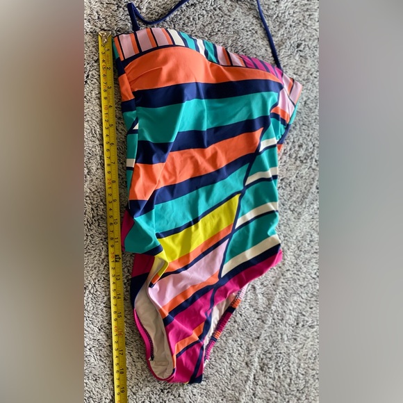 $153 MSRP NWOT Trina Turk Catch A Wave Removable Halter Strap One Piece Swimsuit - Picture 16 of 17